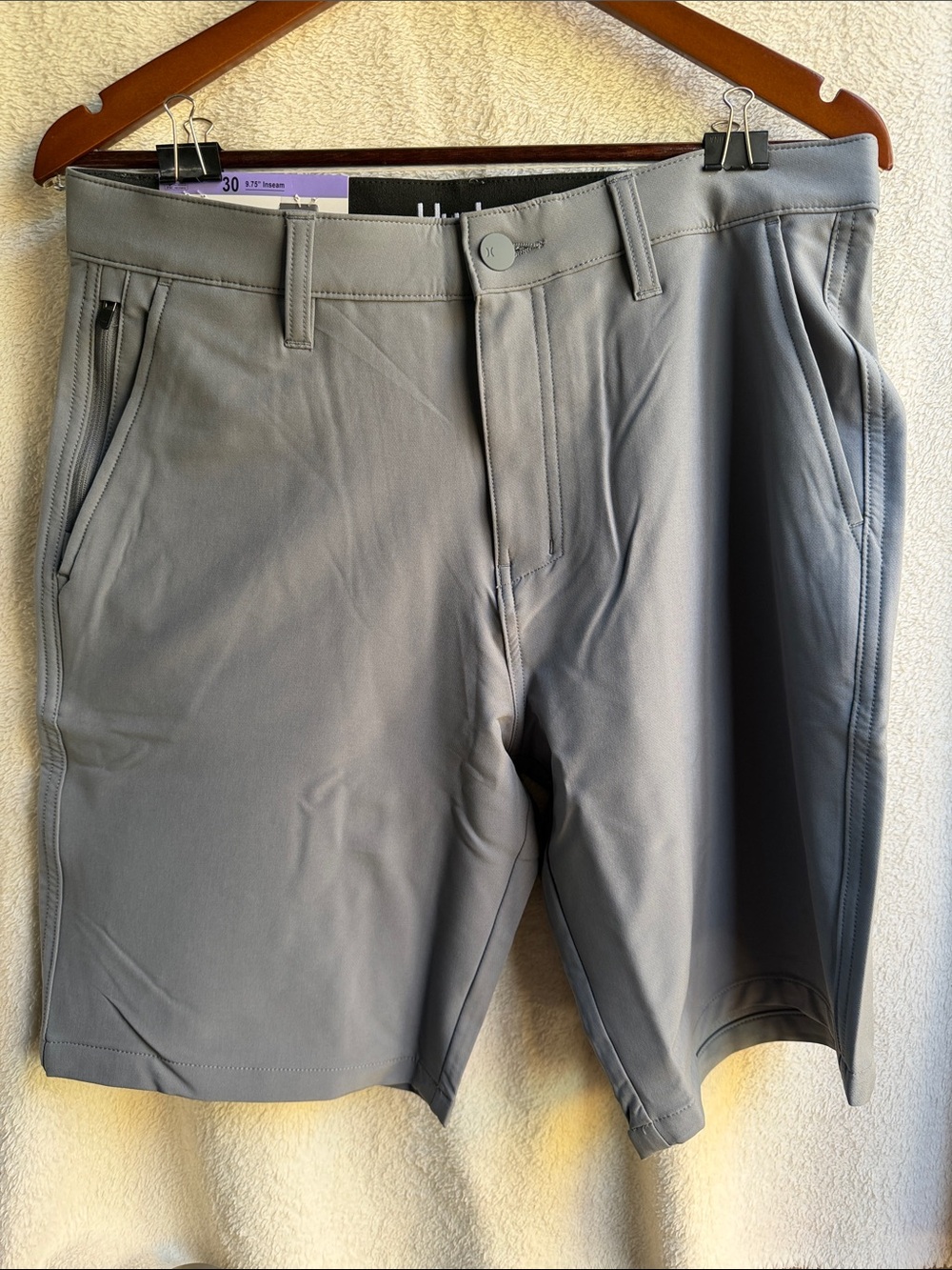 Hurley Men's Gray Athletic Shorts size 30 waist